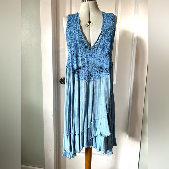 Free People kissed by the waves dress sz. Sm - Picture 5 of 9